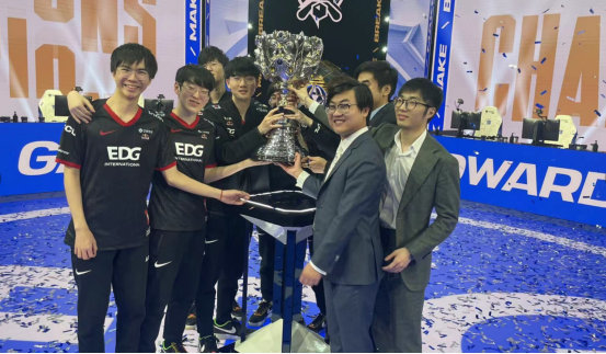 在这场比赛 在这场比赛