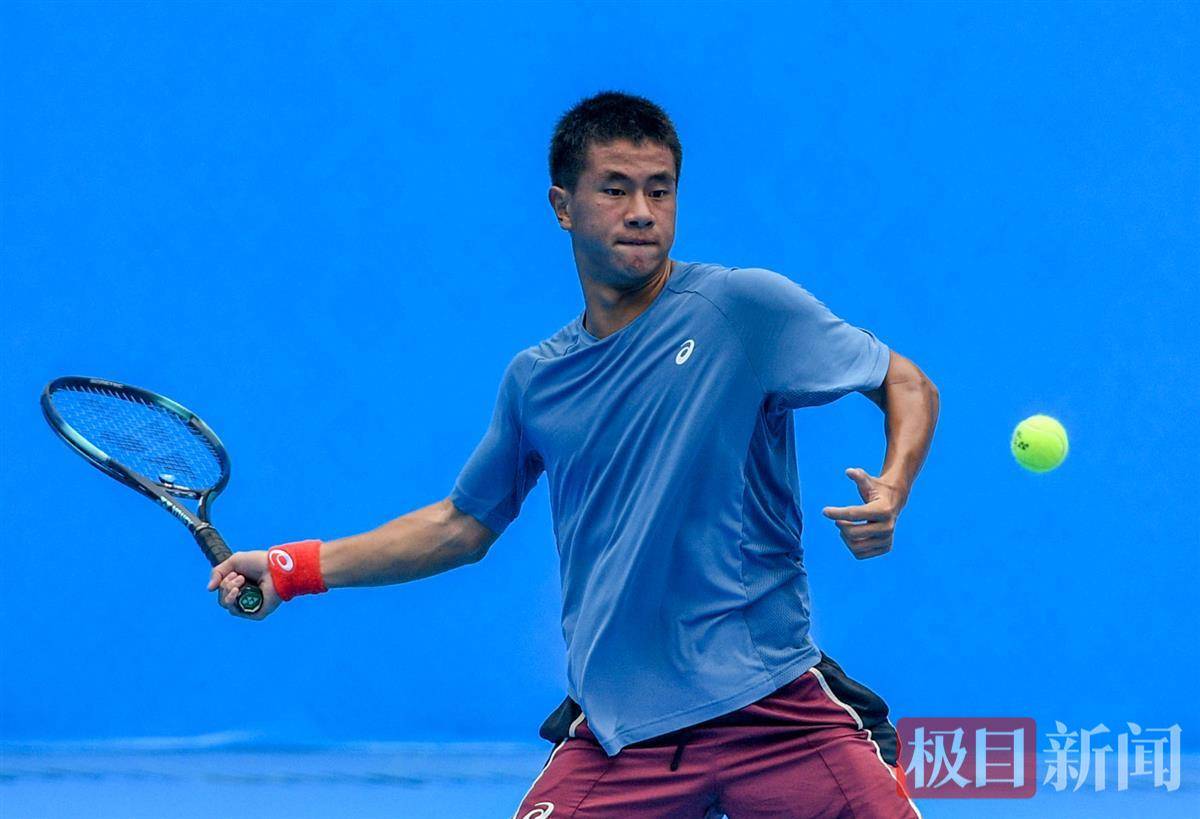 的浪潮中 的浪潮中